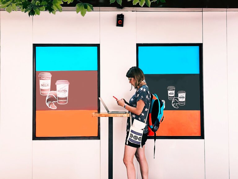 This New Gear VR Controller Feels Like it’s From the Future This New Gear VR Controller Feels Like it’s From the Future